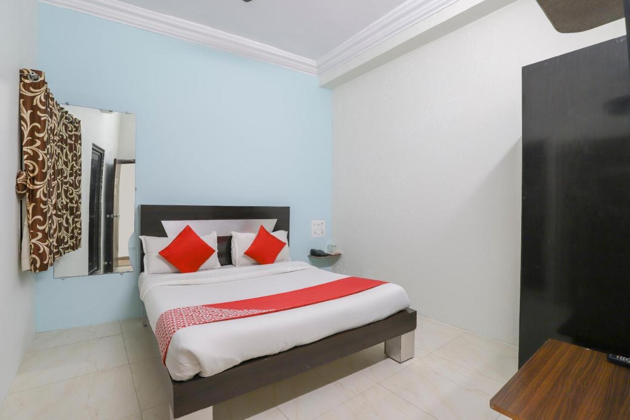 Hotel Jasmine Ahmedabad Bagian luar foto