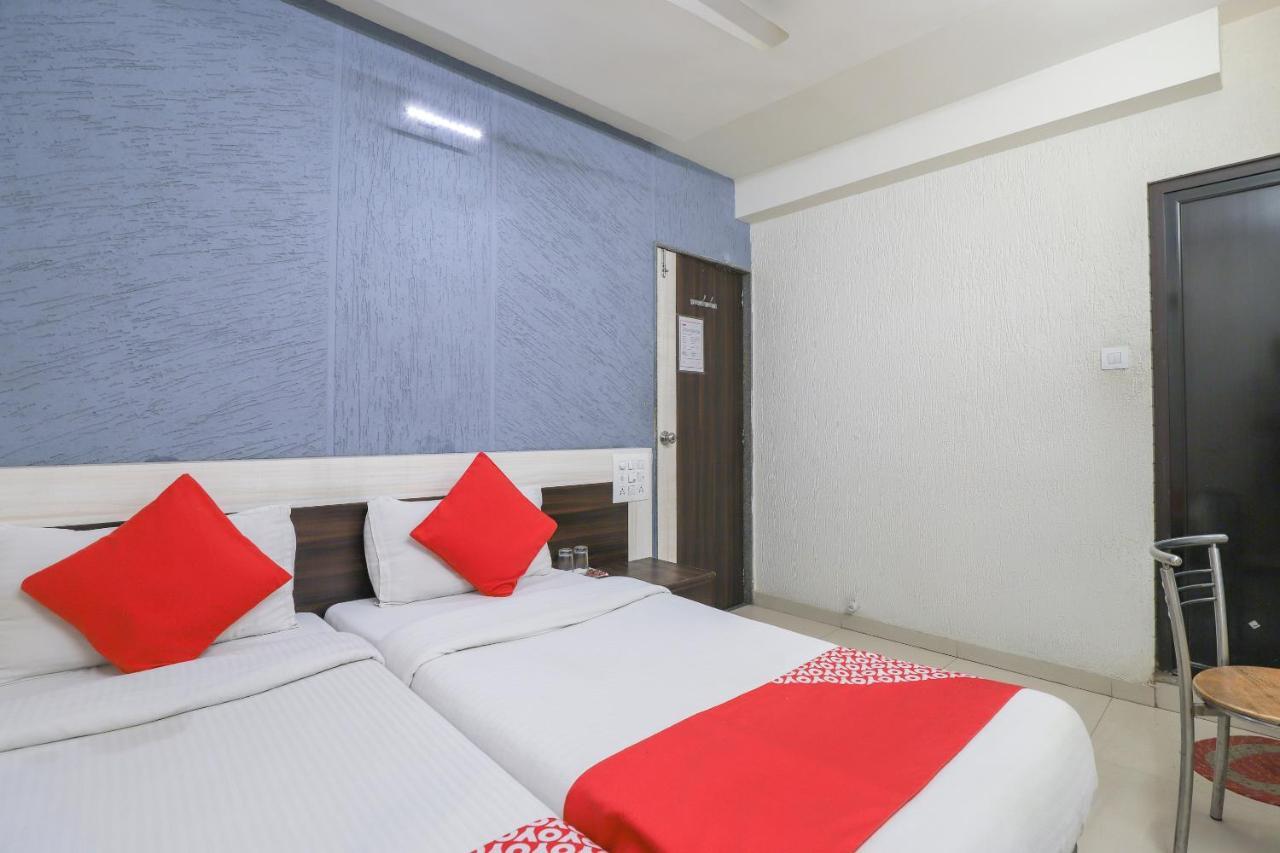Hotel Jasmine Ahmedabad Bagian luar foto