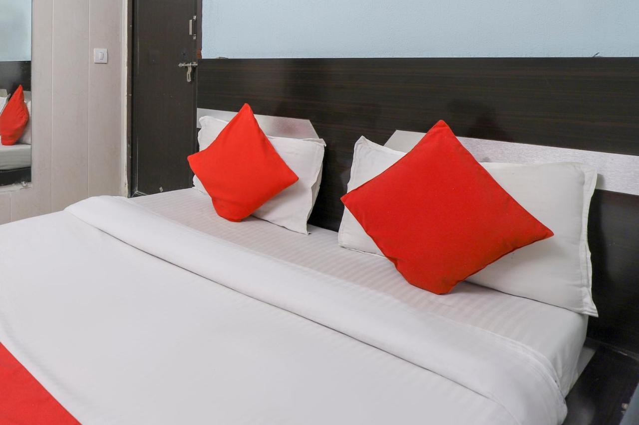 Hotel Jasmine Ahmedabad Bagian luar foto