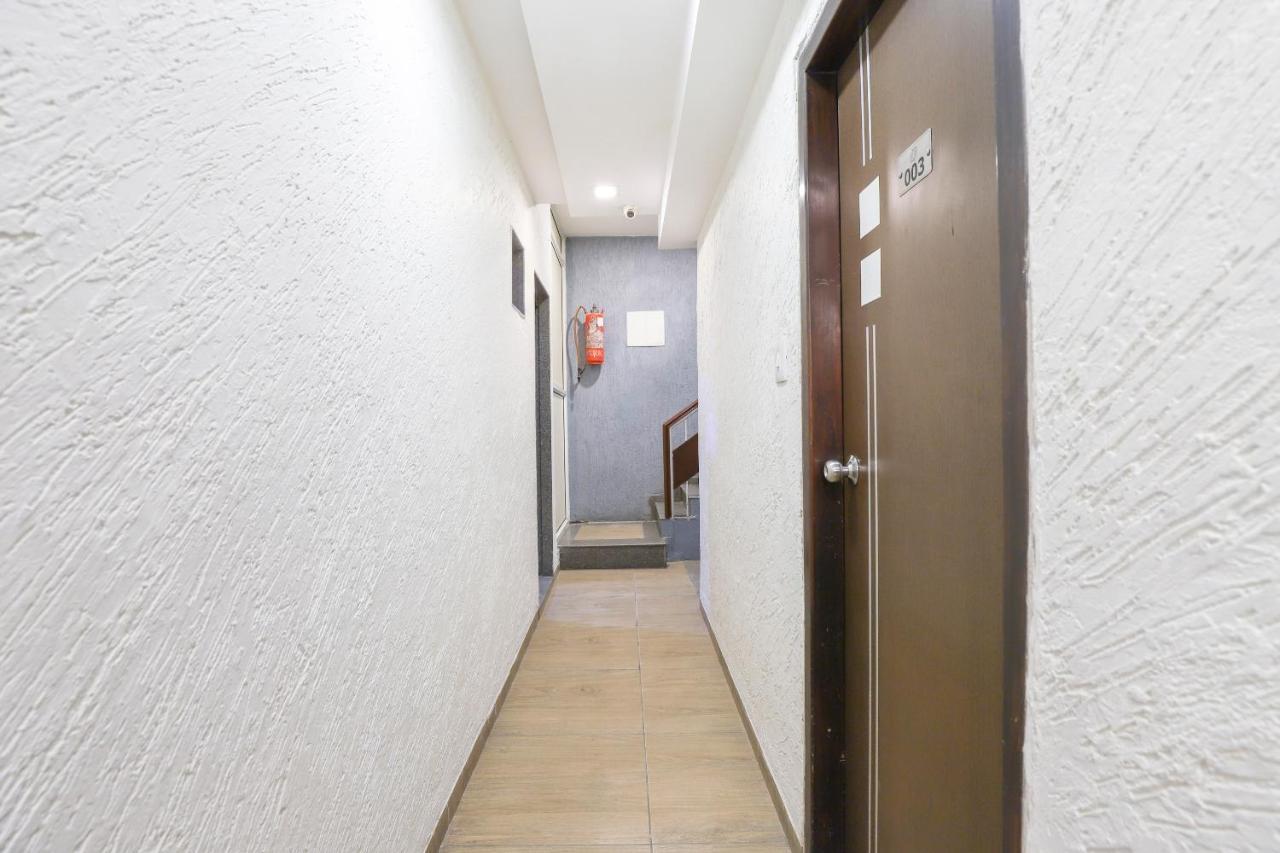 Hotel Jasmine Ahmedabad Bagian luar foto