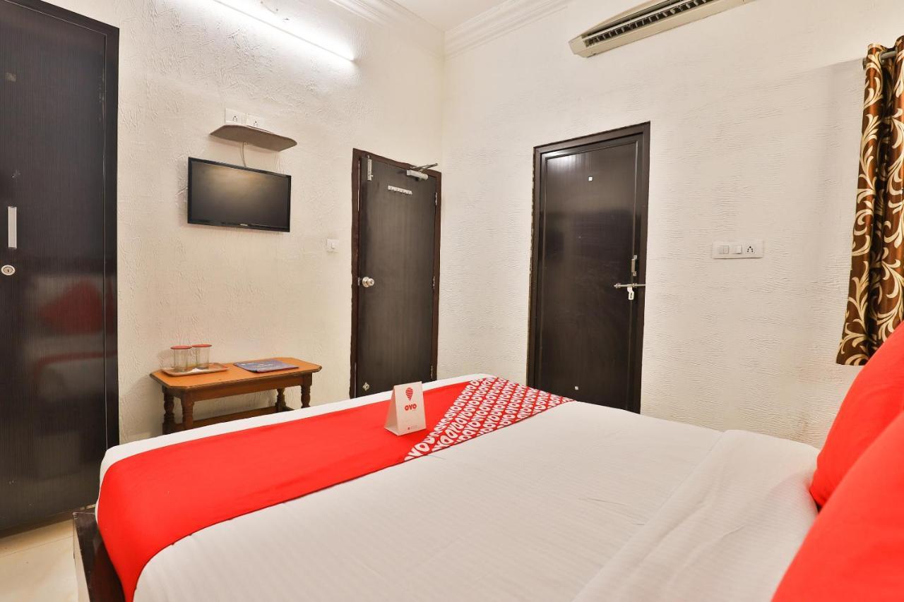 Hotel Jasmine Ahmedabad Bagian luar foto