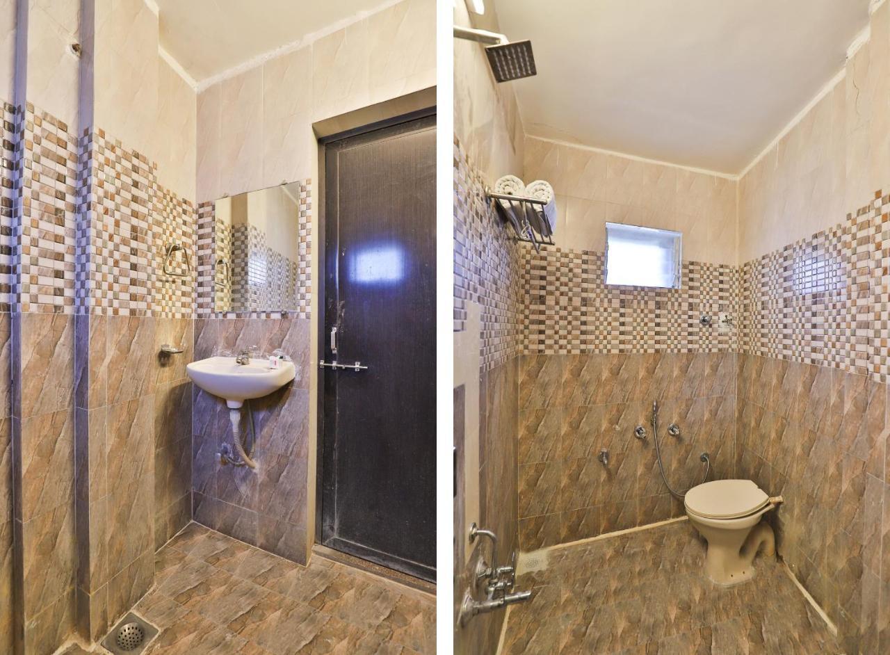 Hotel Jasmine Ahmedabad Bagian luar foto